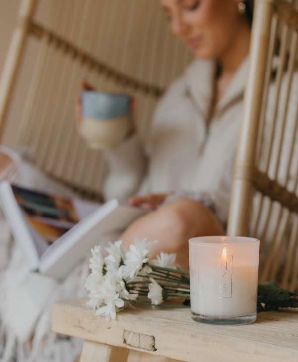 Harmony (pure essential oils of sweet orange, ylang ylang and rose geranium) Large 50 Hour Pure Soy Candle - 100% pure essential oils
