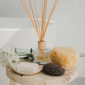A24I1053 Harmony Pure Essential Oils (pure essential oils of sweet orange, ylang ylang and rose geranium) Reed Diffuser